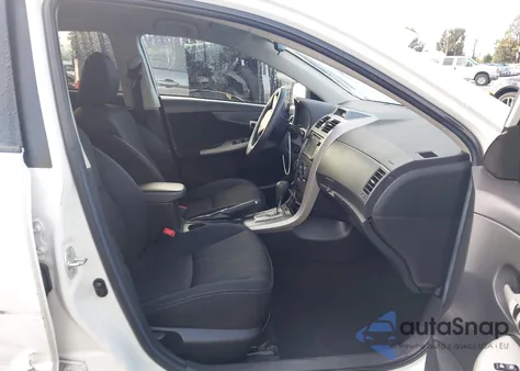 2013 Toyota Corolla S z USA, uszkodzony, nr VIN 5YFBU4EE6DP092865